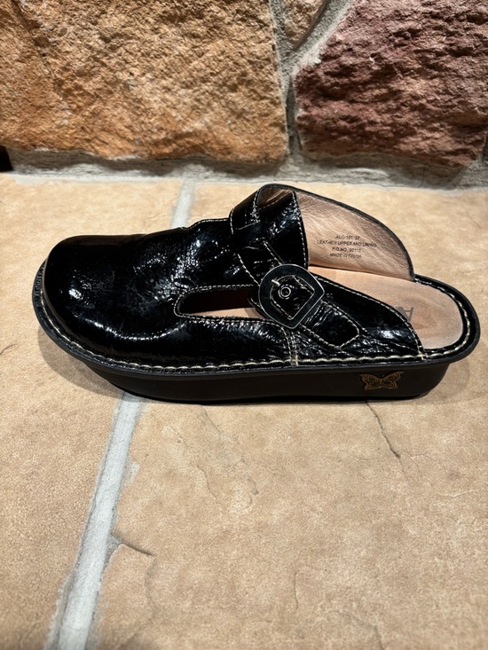Alegria Shoes - Alegria Black Patent Leather Clog Mule with Buckle